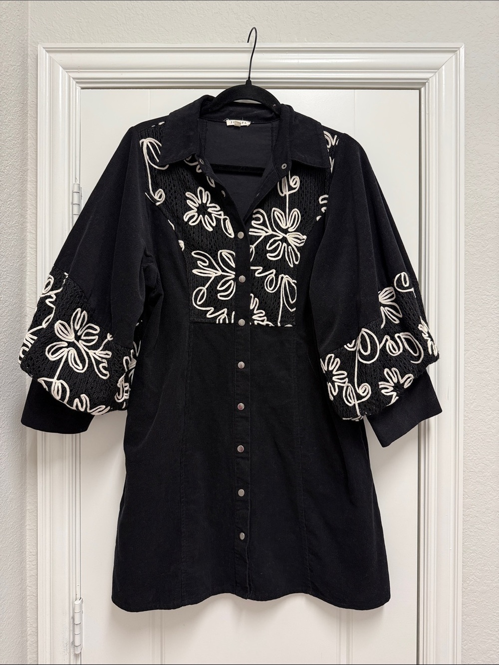 Jodifl Black Embroidered Button-Snap Dress